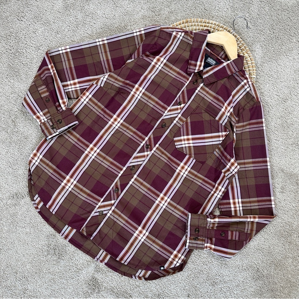 Alaskan Hardgear by Duluth Trading Co Women's AKHG Bitterroot Shirt in Purple L